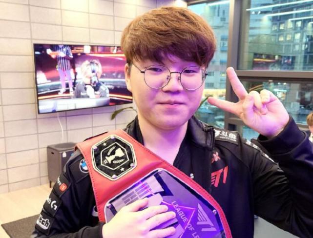 让人看到他 让人看到他